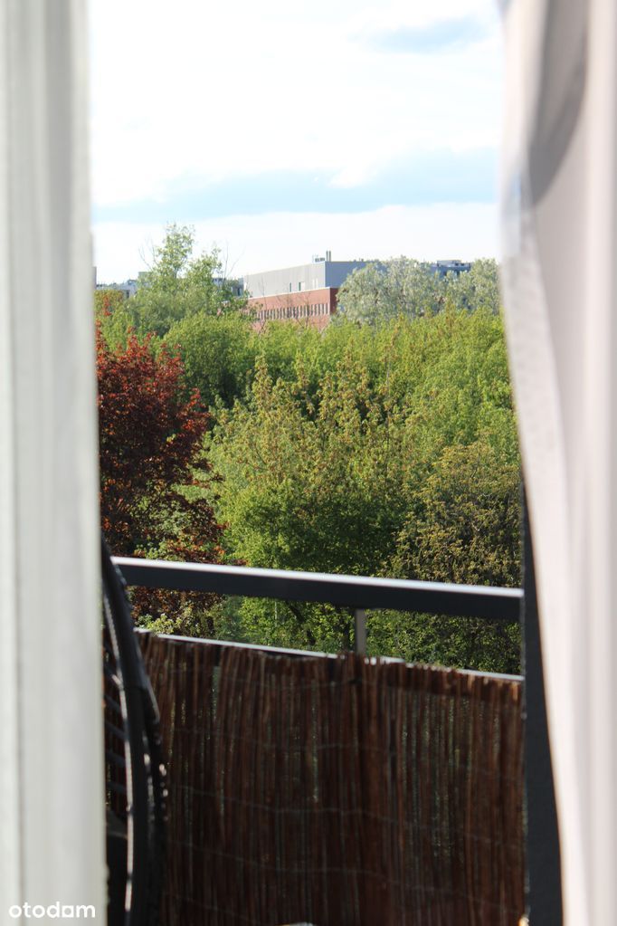 4 pokoje, duży balkon, 2 miejsca postojowe + box