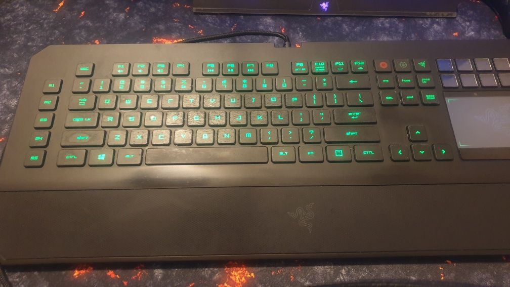 Razer - Teclado/Keyboard Raro Death Stalker Ultimate Com Tela Touch