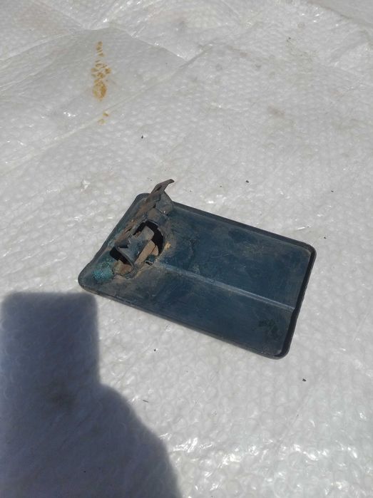 ВАЗ 2107 крышка бензобака