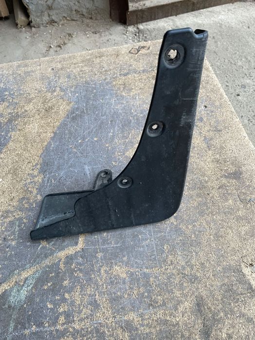 Бризговик , накладка арки