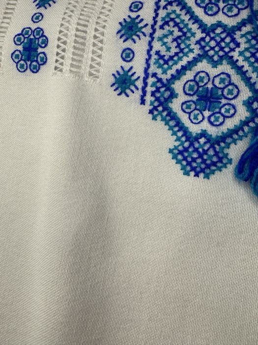 Вишиванка жіноча