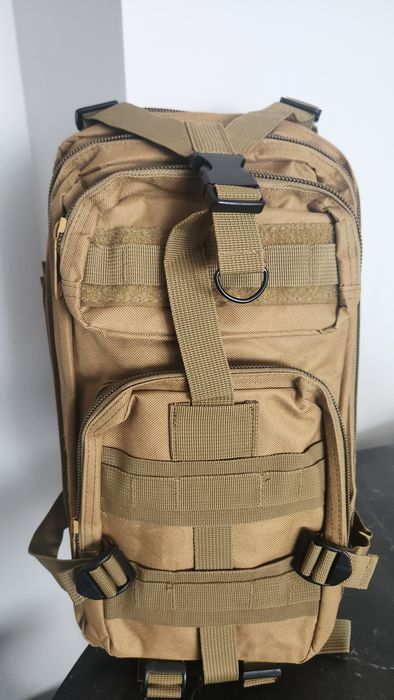 Plecak w stylu militarnym