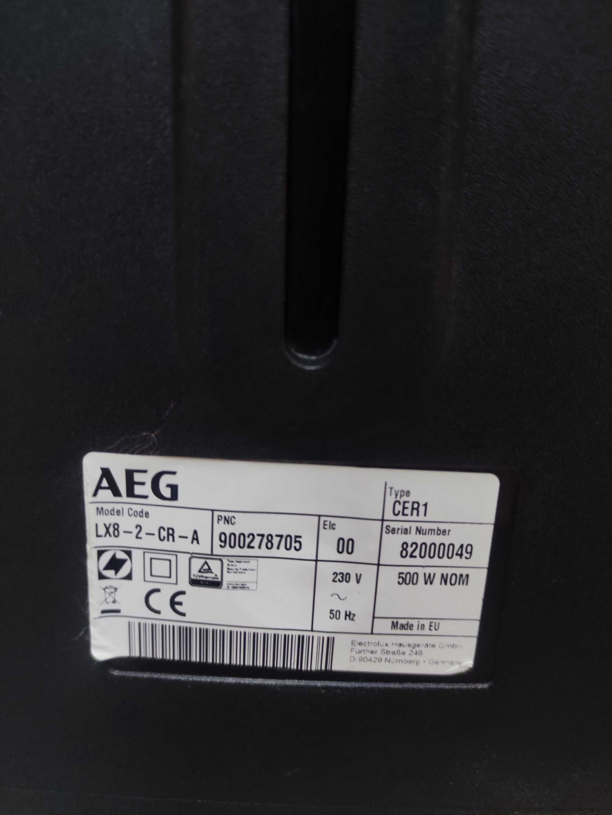 Aspirador sem saco AEG LX8 Animal - DP4