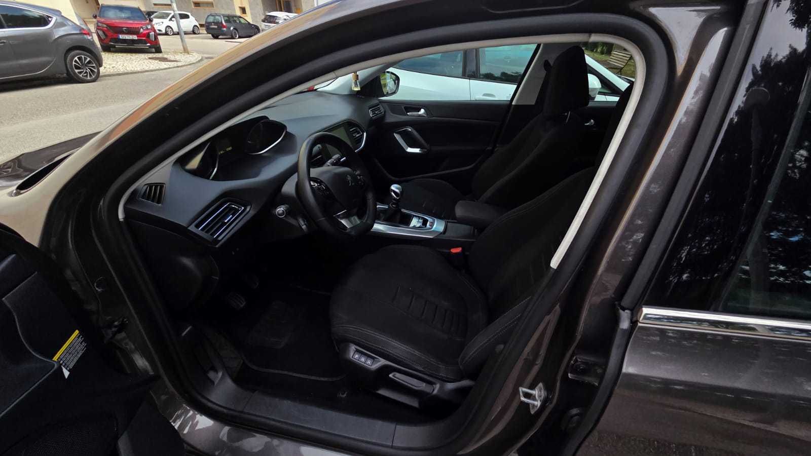 Peugeot 308 1.6 Allure 2014