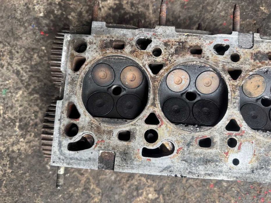 Гбц головка блока Ford Escort, Mondeo 1.8 16V 928M-6090-EJ