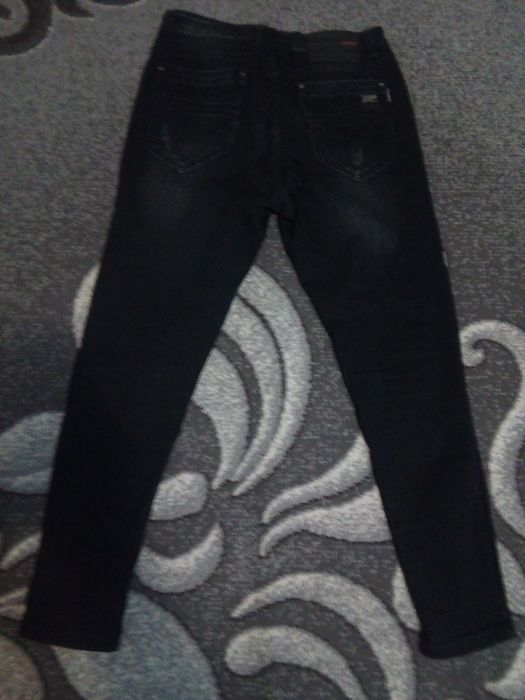 Джинсы на подростка демисезонные