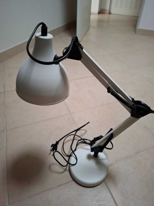 Candeeiro de secretária