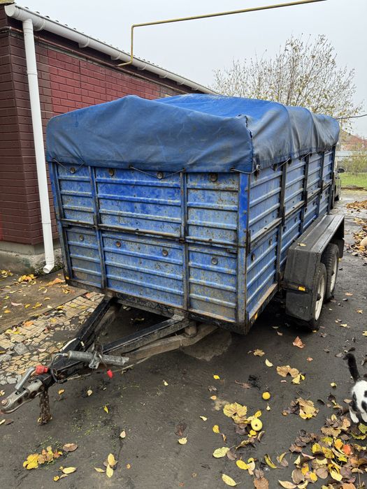 Причіп двухосний