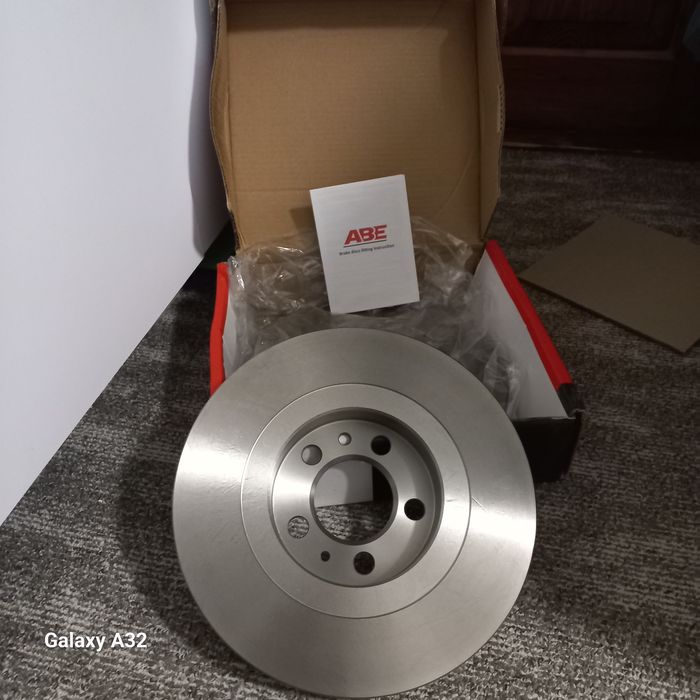 Передні тормозні диски на гольф 4