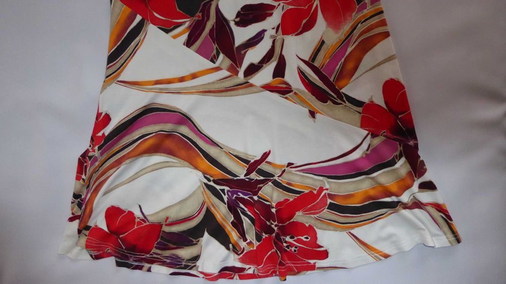 Sukienka letnia taliowana z falbaną w piękne kwiaty CON DUO r. 38