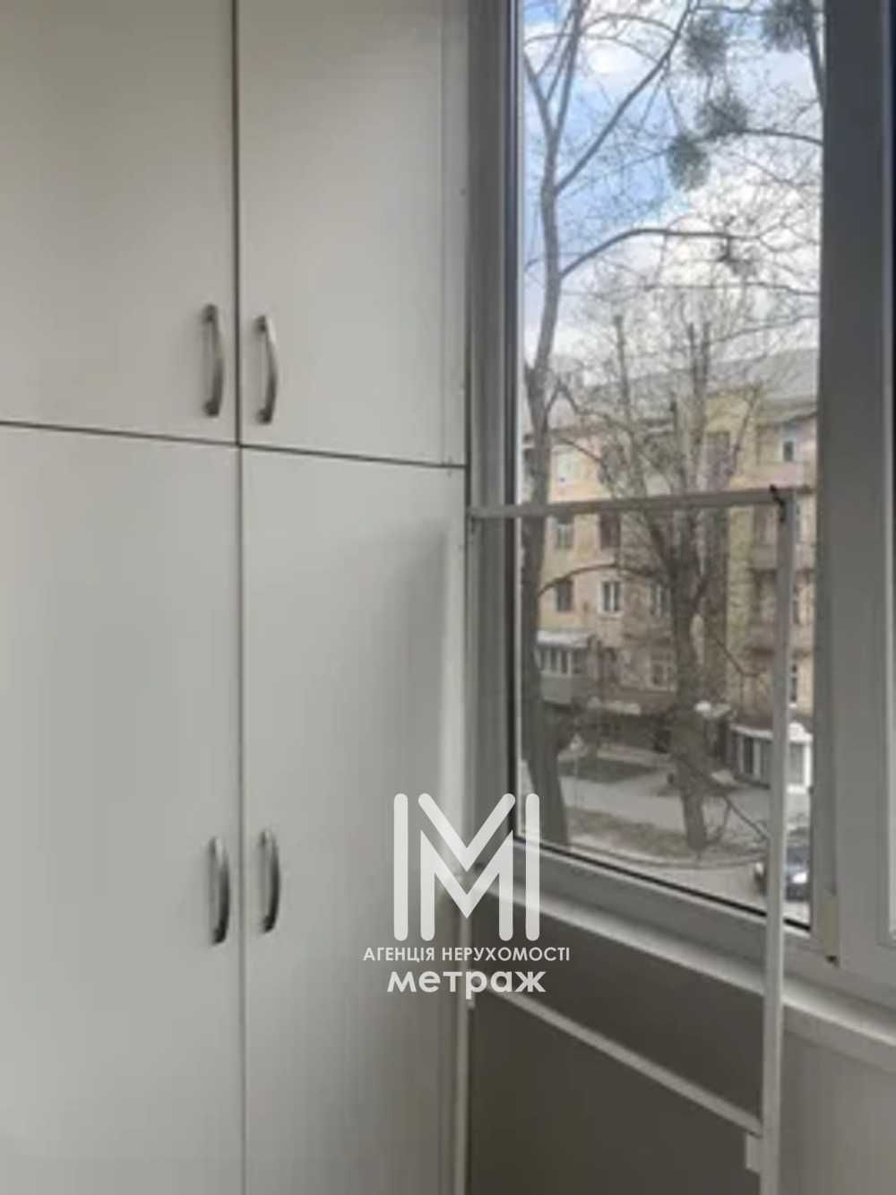Продается 2- х комн кв на улице Данилевского 17 на 3 из 4 этажей 77891