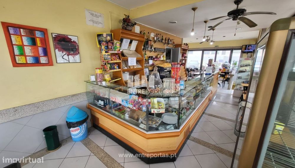 Venda de loja/café em bom estado, Sta Maria Maior, Viana do Castelo