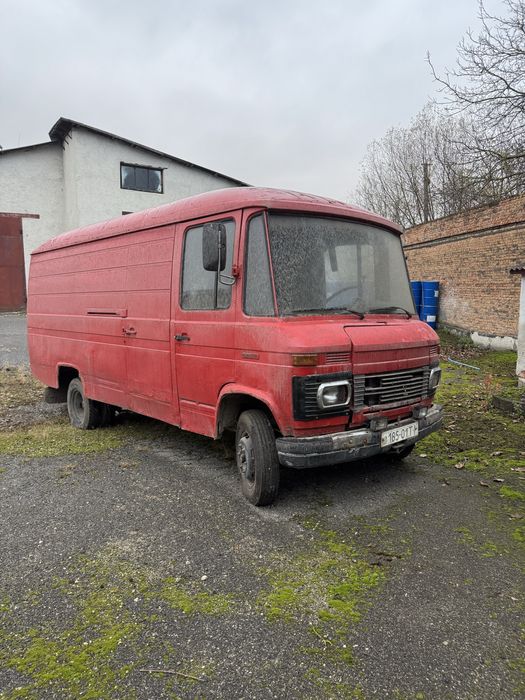 Mersedes………………508 d