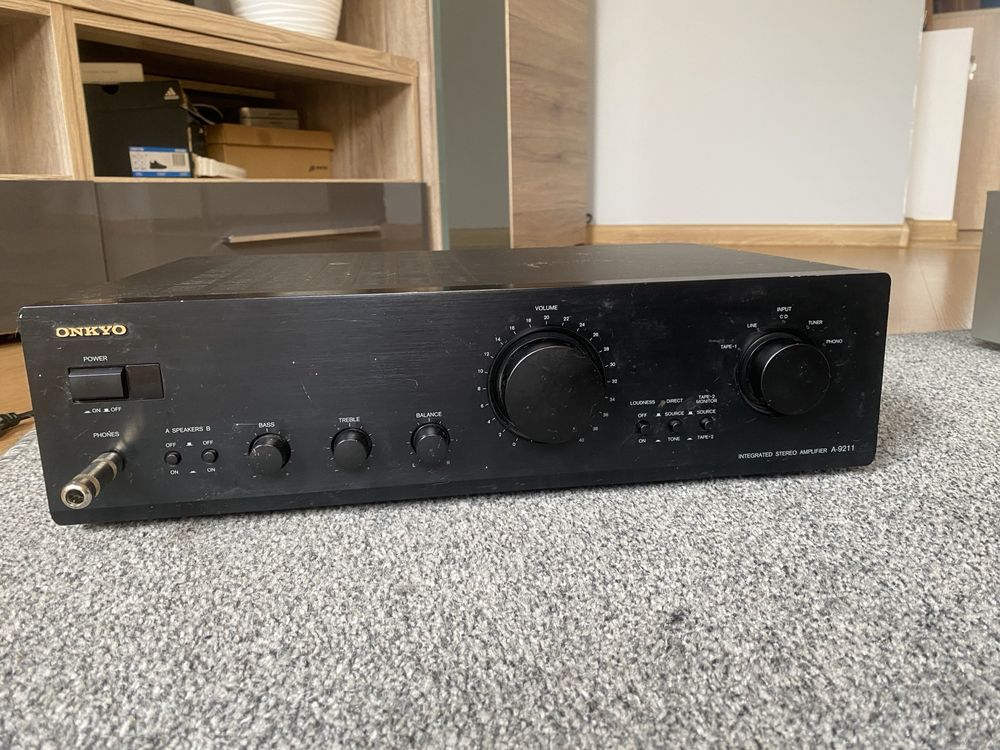 Wzmacniacz onkyo integrated stereo amplifter A-9211