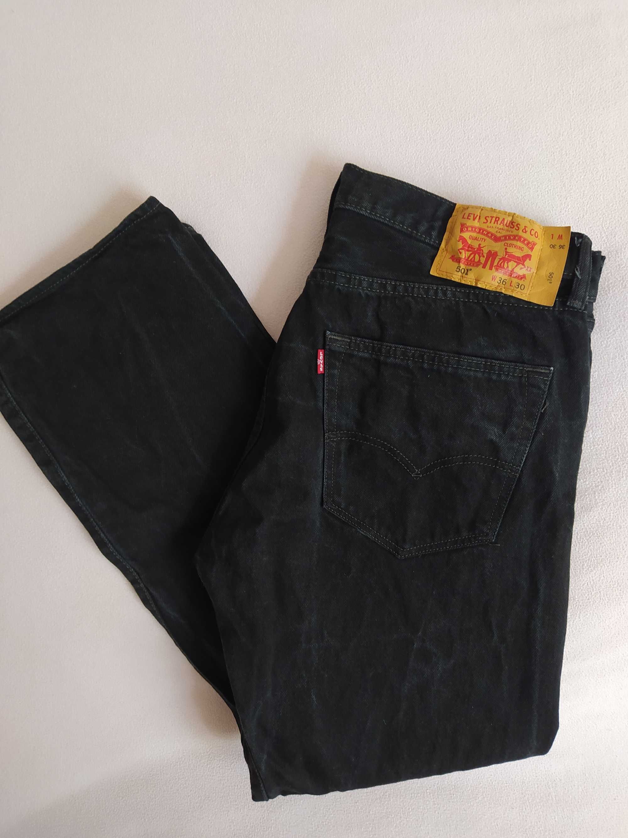 Jeansy Levis 501 spodnie jeansowe W36 L30
czarne Levisy