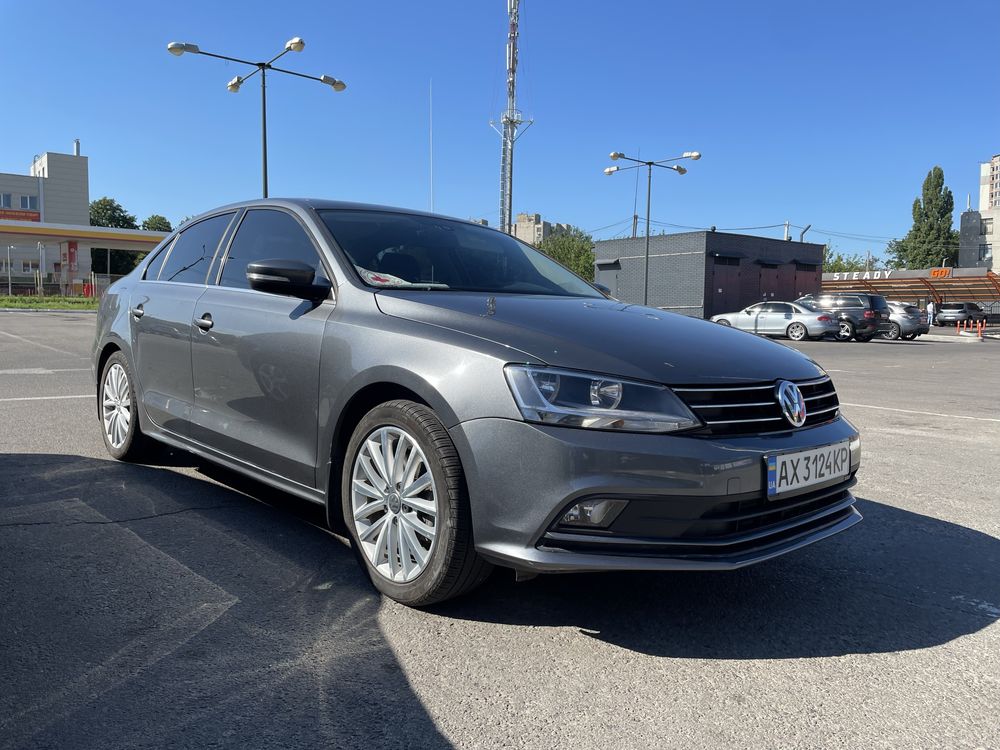 VW Jetta 6 SEL 2016 года. Джетта 6 рест. Своя