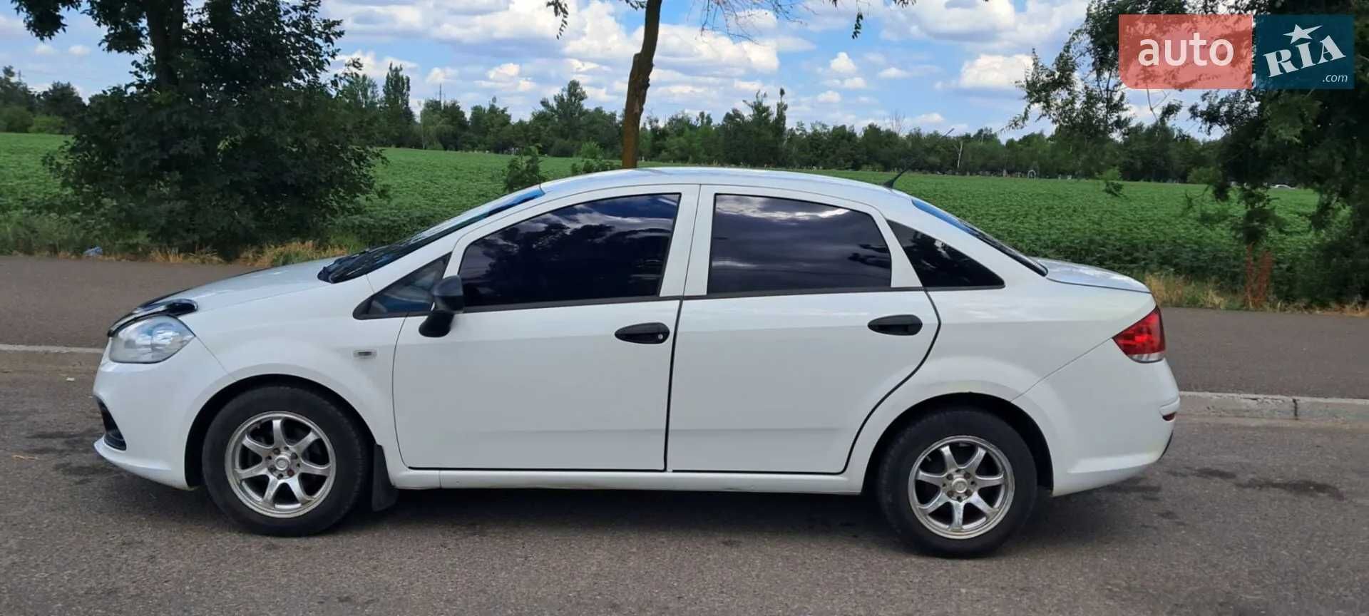 Продаю Fiat Linea 2013 рік, 1.3 дизель
