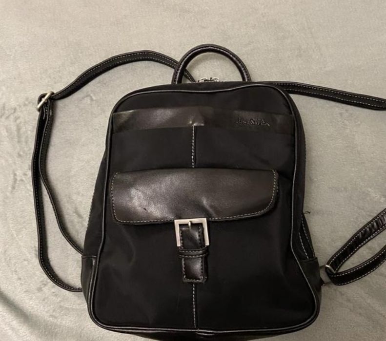 Многофункциональный рюкзак с множеством карманов городской рюкзачек