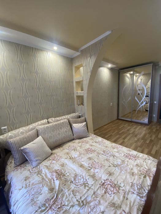 Продам 3к квартиру на левом берегу