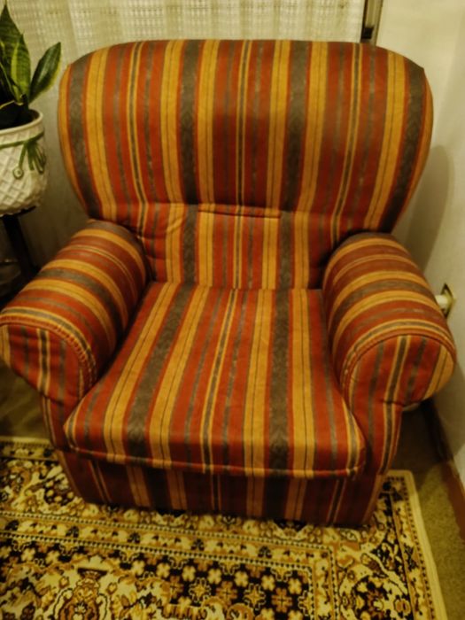 Sofá individual (2)