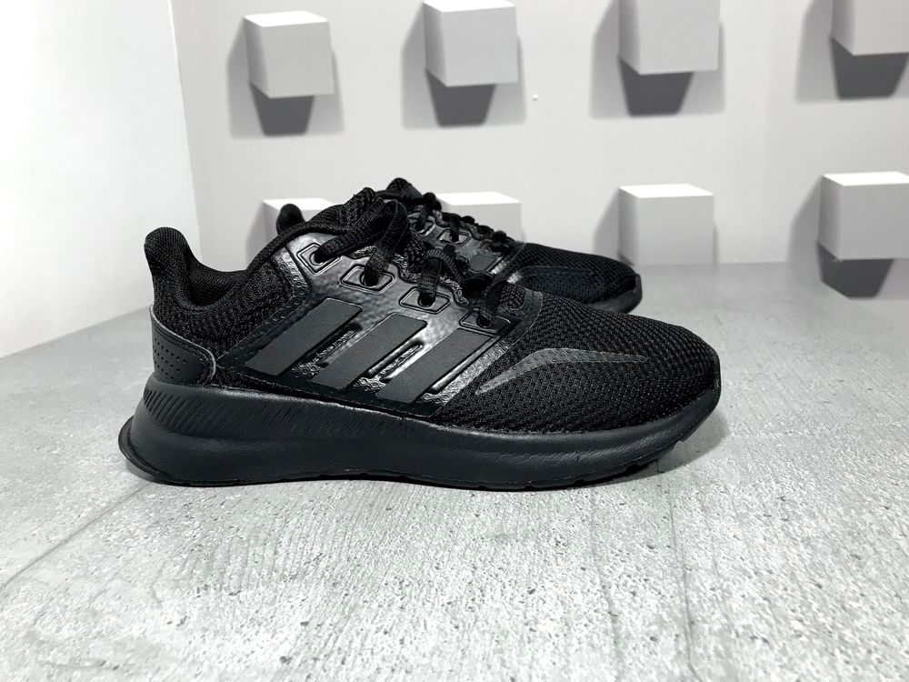 Кросівки Adidas оригінал 19 см