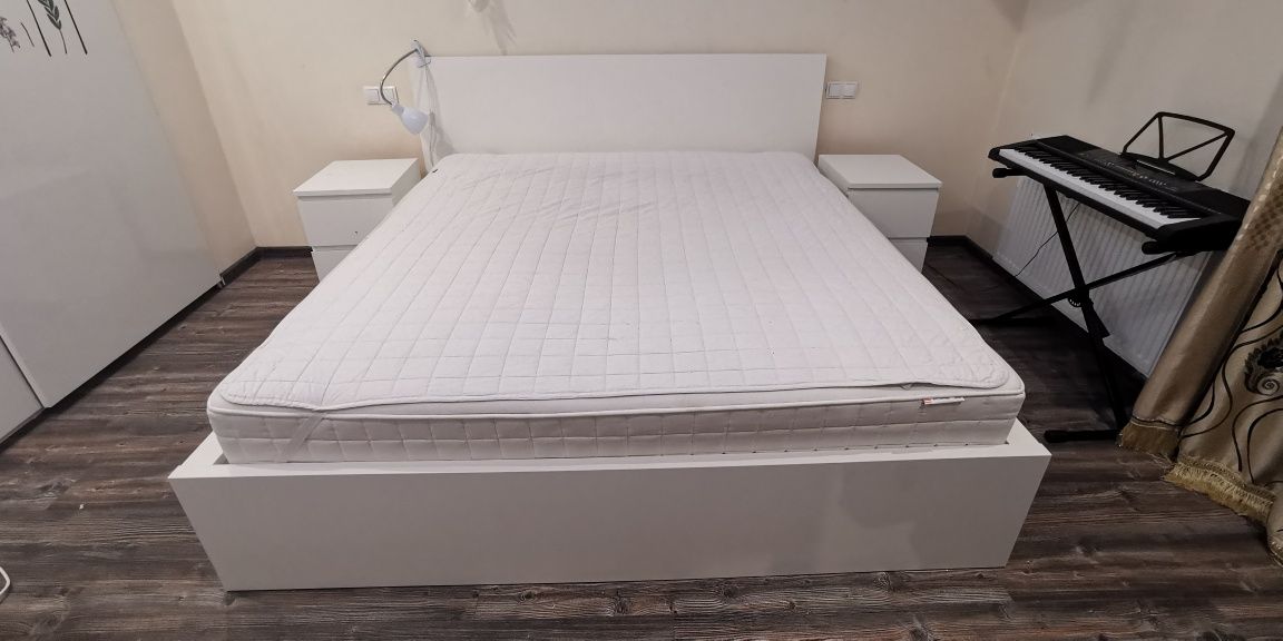 Rama łóżka z 4 pojemnikami, IKEA MALM, 180x200 cm