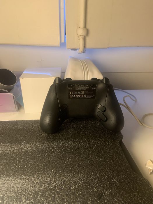 Razer wolverine v3 te e rato gaming xm2we