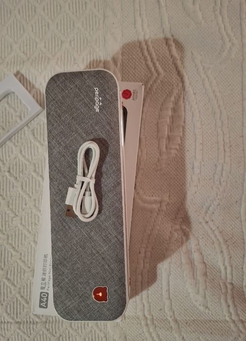 Iimpressora portátil PeriPage A40
É uma mini impressora térmica portát