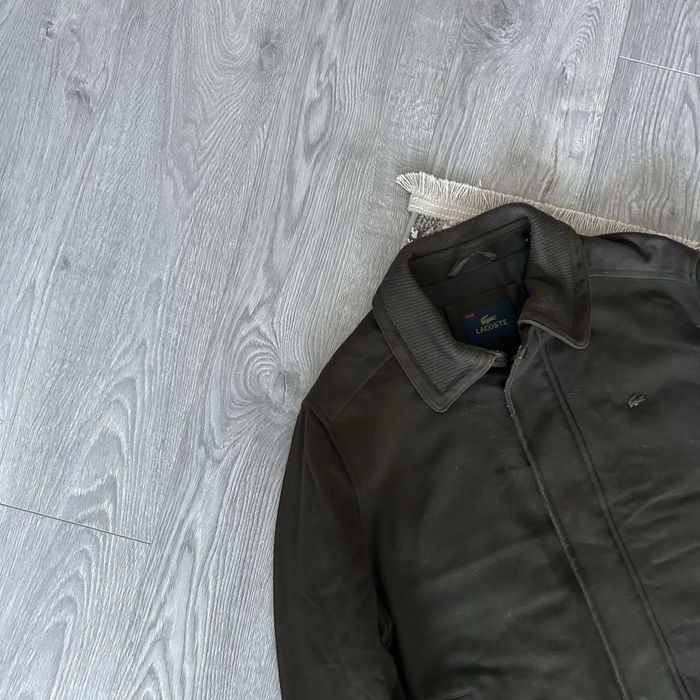 Lacoste куртка.