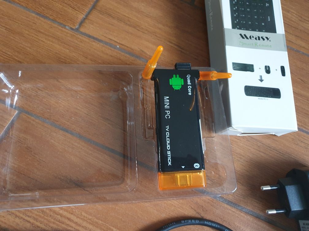 Transmiter WiFi plus pilot