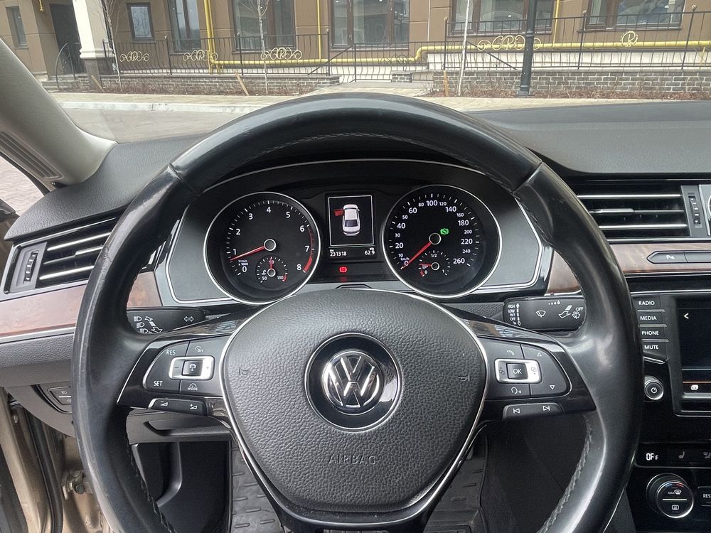 Продам Volkswagen Passat b8