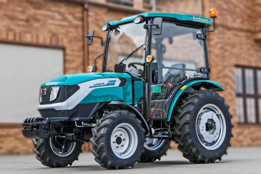 ARBOS 2025 Stage V 7 LAT GWARANCJI  Ciągnik 25 KM Arbos 2025 Stage V z napędem 4x4 od ręki 7 LAT GWARANCJI