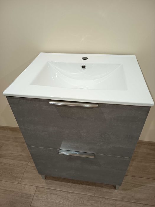 Szafka łazienkowa z umywalką nowa