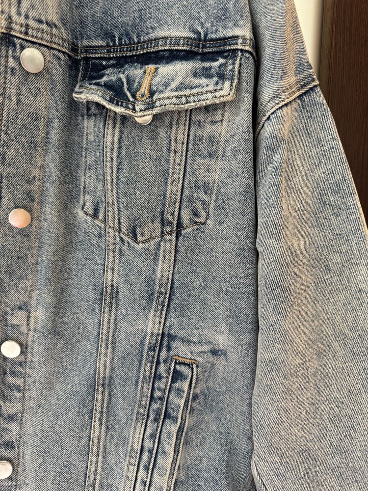 Джинсова куртка Zara , розмір s , ідеальний стан