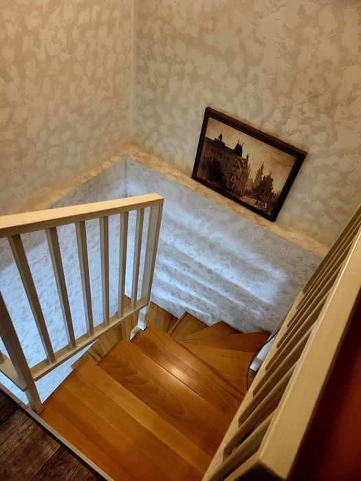 Здається в оренду кухня студія та спальня по вул.Окружна