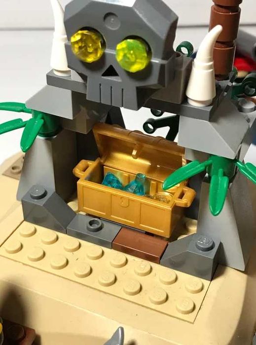 Lego Pirates 6241 Loot Island