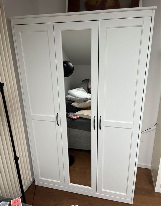 Fajna biała szafa z lustrem Ikea Songesand super stan dowóz wysyłka