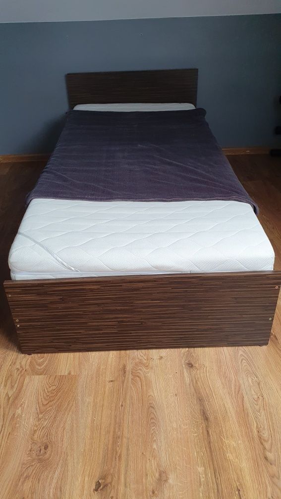Sprzedam łóżko 90x200 BRW