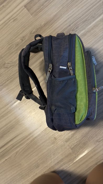 Портфель шкільний 6-10 років