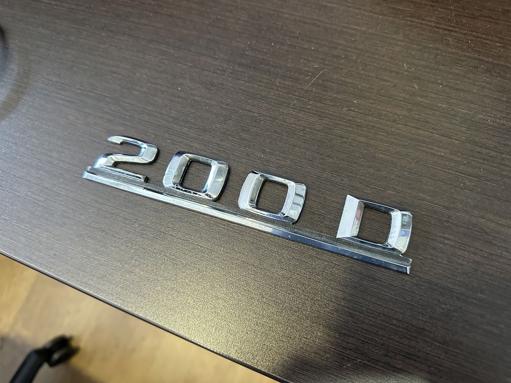 Lettering 200d Mercedes W124