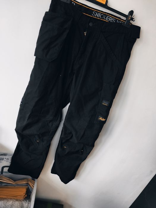 Odzież robocza bezrękawnik, spodnie, buty Strauss Snickers