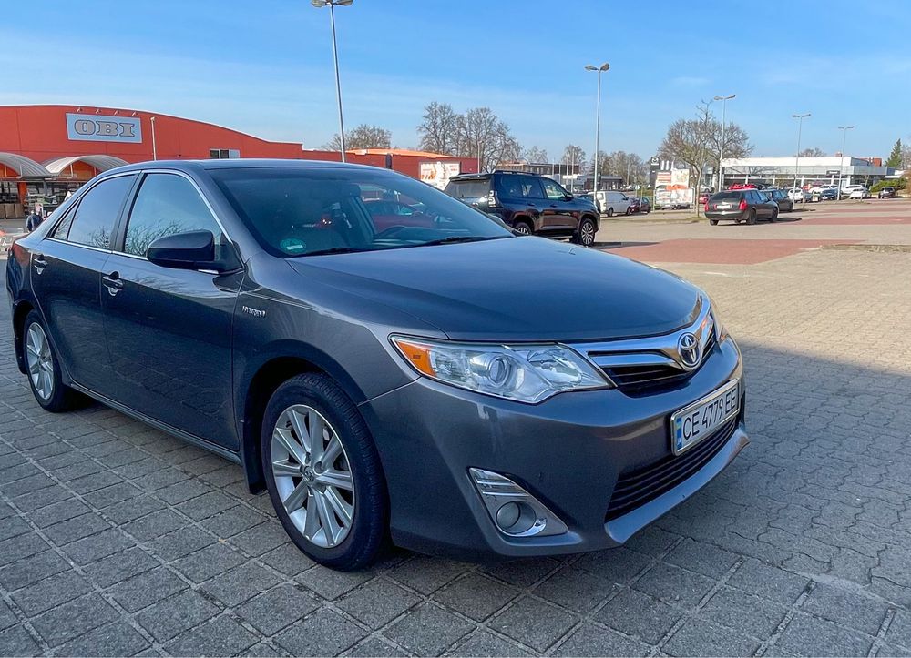 Toyota Camry Hybrid 2,5 XLE