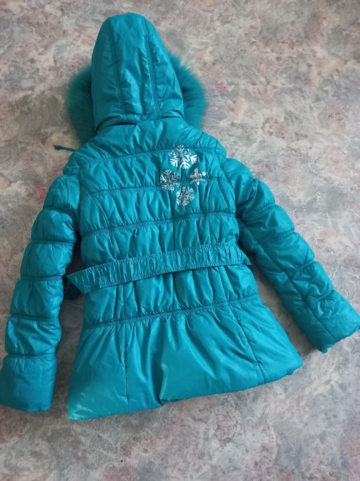 Куртка зимова у відмінному стані