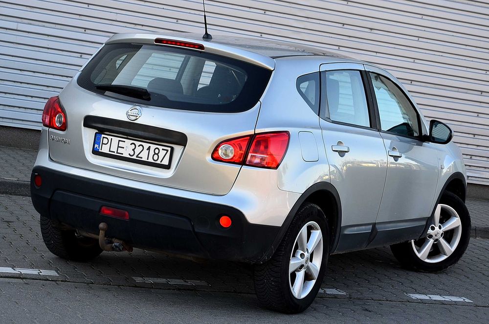 Nissan Qashqai 2.0 Benzyna*4x4* Panorama* Kamera Cofania* Hak *Zadbany