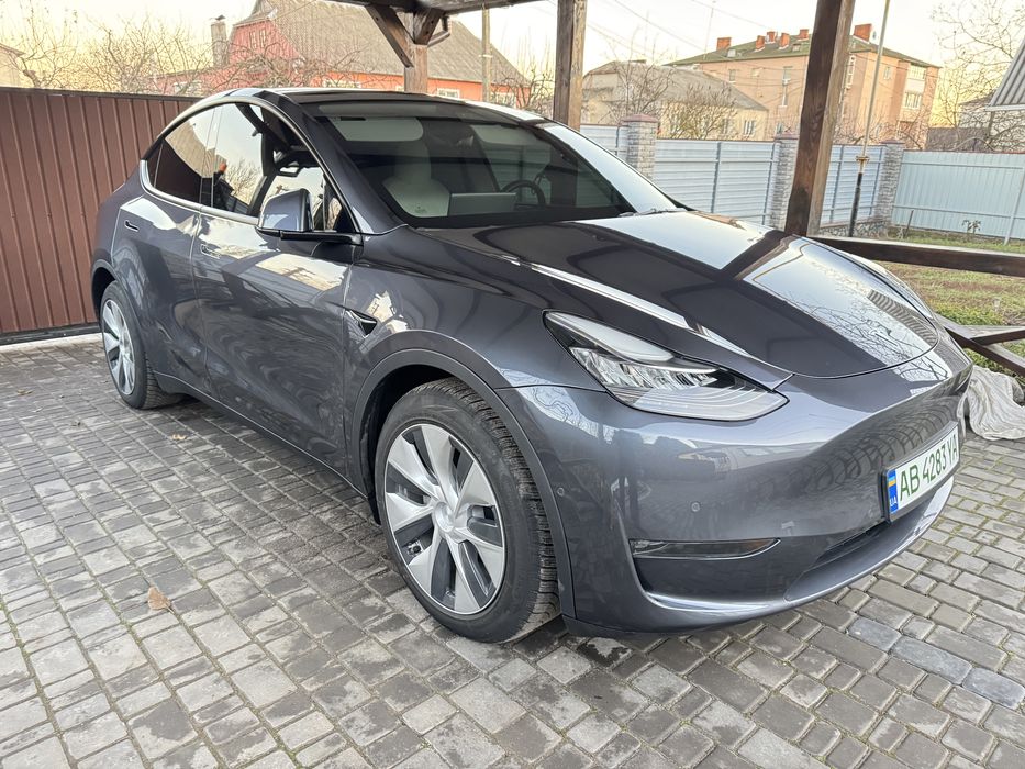 Tesla Y 2021р. Dual motor 82квт