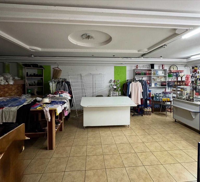 Продається комерційне приміщення