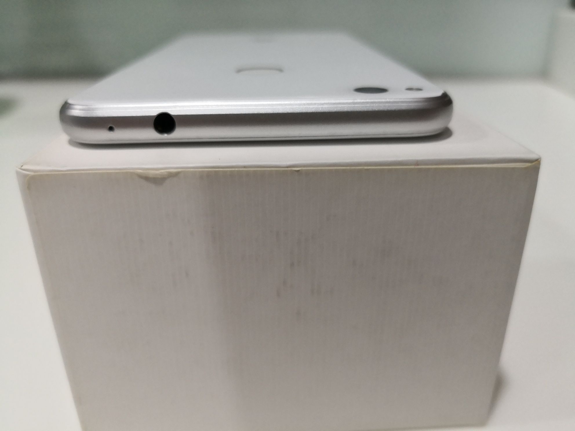 Sem software Huawei P8 Lite sem sistema operativo