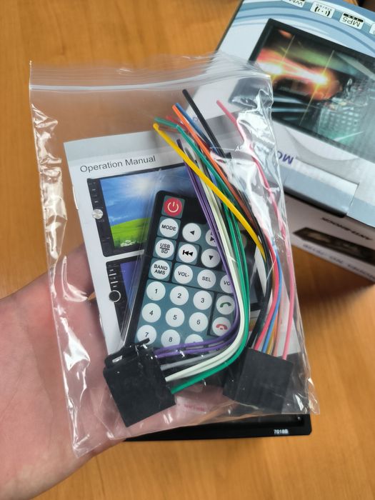 Автомагнітола 2DIN 7018B