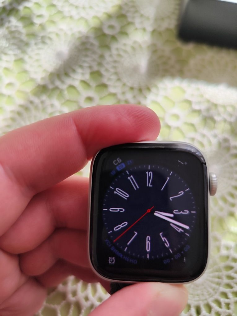 Смарт-годинник Apple Watch SE 44mm Silver Aluminium Case