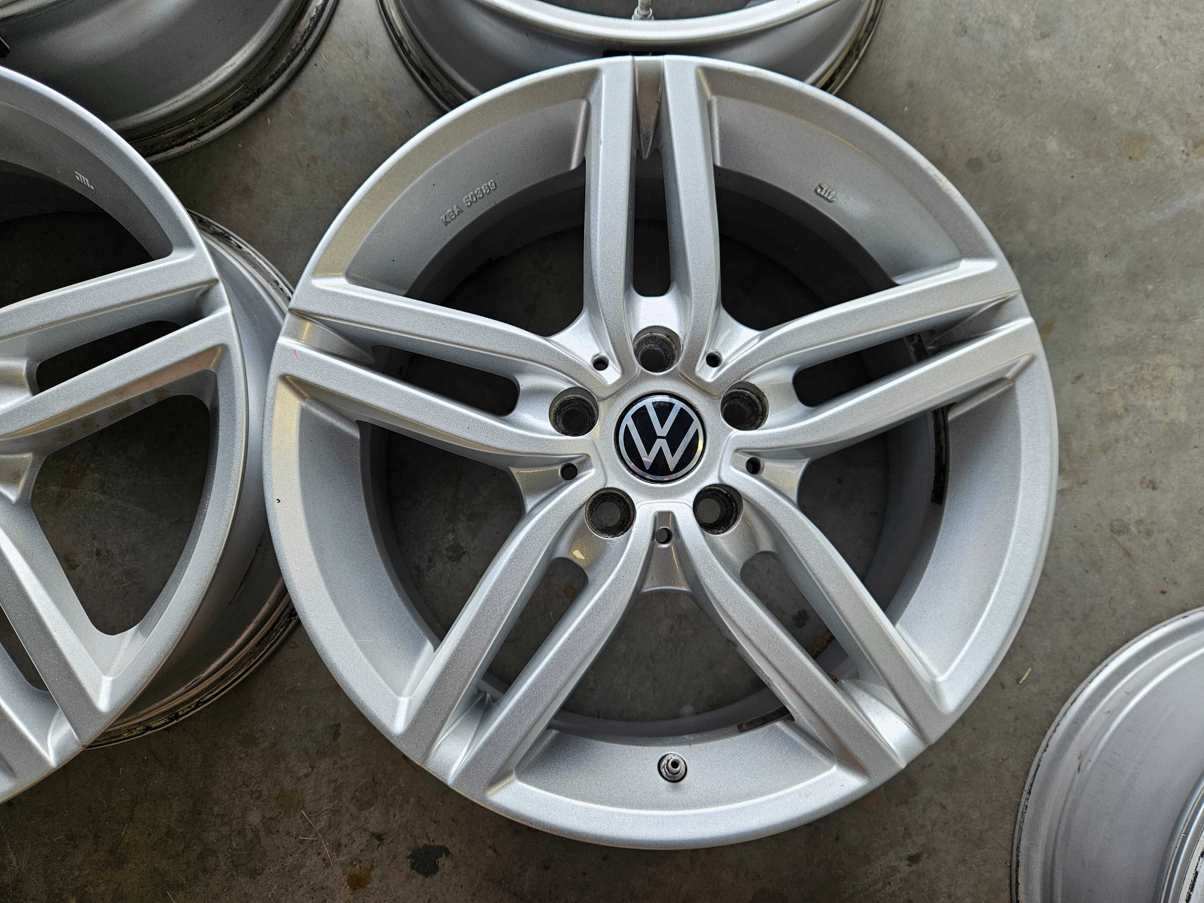 Alufelgi 17" VW Passat B6 B7 B8 CC Golf VII Caddy Jetta Touran 5x112